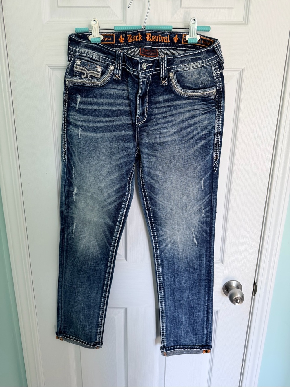 Rock Revival Women's Faded Blue Cropped Jeans